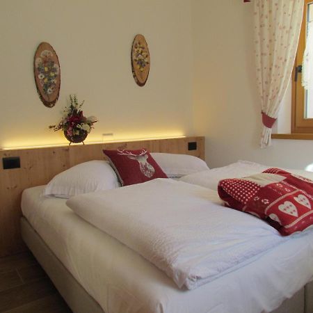 Cuore Delle Dolomiti Alloggi Vacanze San Pietro di Cadore Luaran gambar