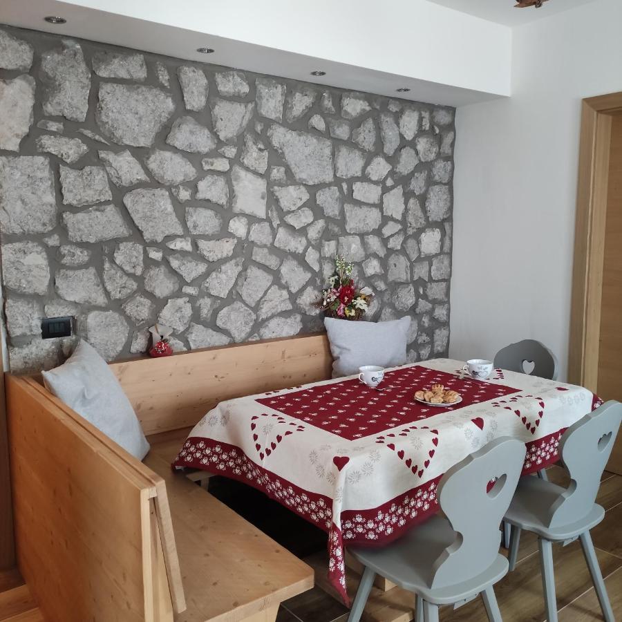 Cuore Delle Dolomiti Alloggi Vacanze San Pietro di Cadore Luaran gambar